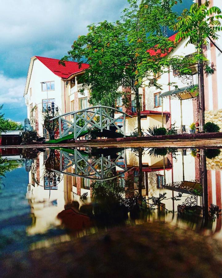 Pid Yavorom Drogomirchany Exterior foto